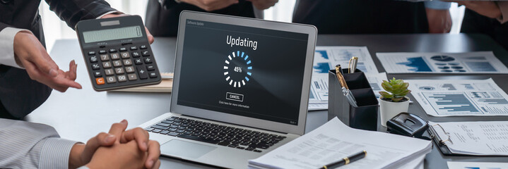 Software update on computer for brisk version of device software upgrade