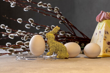 Traditional Easter dessert with bunny and willow © MARINA