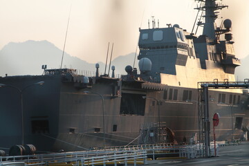 護衛艦ひゅうが © 博一 玉田