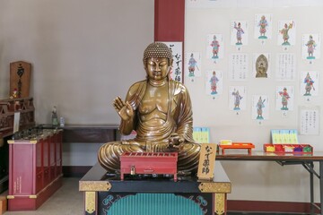 川崎大師、なで薬師。