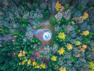 Łysula, szczyt w Beskidzie Niskim, widok z powietrza na wieżę