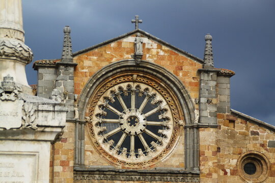 Iglesia de San Pedro Apostol de avila