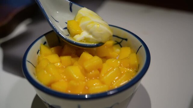 Mango Double-Layered Milk Custard (Shuang Pi Nai), a Classic Cantonese Dessert