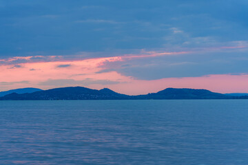 Abendstimmung am Balaton zwischen Balatonfenyves und Fony&oacute;d, Ungarn