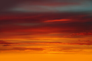 Fototapeta premium Dramatic Cloudy Sky Background with Natural Light and Atmospheric Clouds