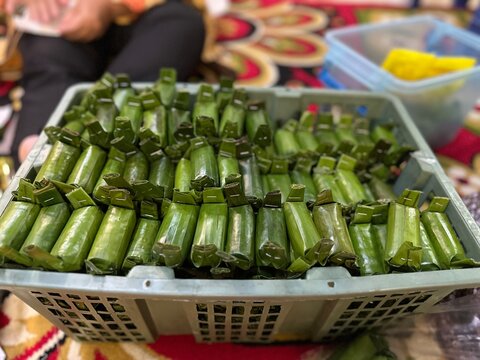 Lemper is an Indonesian savoury snack made of glutinous rice filled with seasoned shredded chicken, fish, abon (meat floss) or serundeng. 