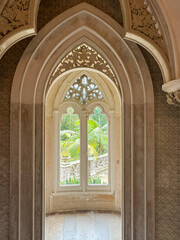 Verzierungen und Details des Pal&aacute;cio de Monserrate in Sintra, Portugal