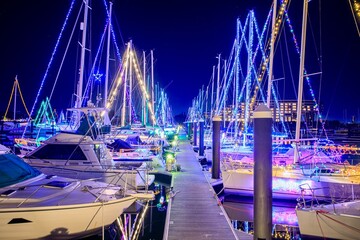 蒲郡市、ラグナマリーナのヨットイルミネーション