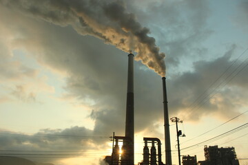  『周南コンビナート』えんとつの煙とHIKARI! 地球環境 SDGs  工場汚染 山口県観光