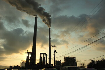  『周南コンビナート』えんとつの煙とHIKARI! 地球環境 SDGs  工場汚染 山口県観光