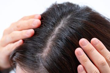 髪　女性　クローズアップ