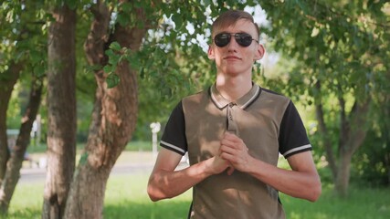 Unique Paraphrases Varying In Length, Five Distinct Rephrasings Describing Scene With Varied Vocabulary, Complete Rephrased Sentences Capturing Entire Scene With Diverse Vocabulary Usage