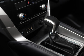 Car gears are available in both manual and automatic, depending on the driver's needs.
