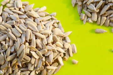 Obraz premium Peeled sunflower seeds, close up
