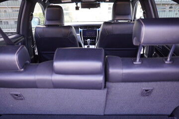 SUV,運転席,トランク席視点,ハンドル,カーナビ, 車内, 室内