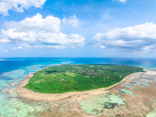 竹富島（沖縄県竹富町）