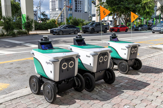 Autonomous robots for food delivery self-driving vehicle of the company Serve Robotics in Miami, United States