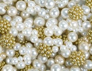 白い真珠と金の粒