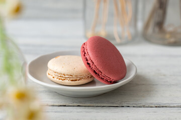お皿の上のマカロン