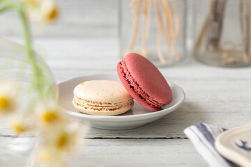 お皿の上のマカロン