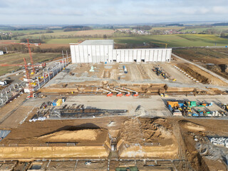 Neubau einer Lagerhalle mit Hochregallager