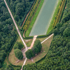 vue a&eacute;rienne du ch&acirc;teau de Champ-de-Bataille dans l'Eure en France