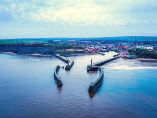 Obraz premium aerial view of a marina in winter