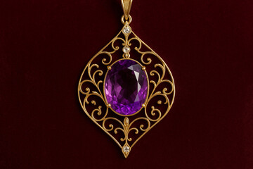 Royal Amethyst Pendant Simple Composition