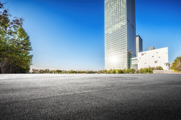 Fototapeta premium Modern Cityscape Featuring Sleek Architecture and Clear Blue Sky