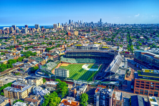 Aerial view of Chicago's Lakeview Neighborhood