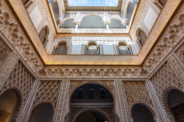 Fototapeta premium Dolls courtyard in Peter's palace of Seville Alcazar, Spain