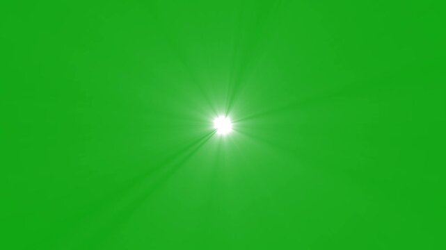 White light ray 4k loop animation on green screen. optical lens flare animation, shining sunburst effect for video overlay. 