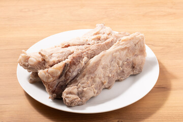 ［国産］ボイル　豚バラ　先軟骨（バイカ） © UMI