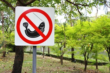No Fishing sign in a public park