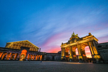 Belgique Bruxelles nuit tourisme monument Parc du cinquantenaire