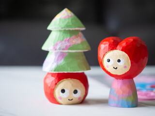 art toy wood carving cute wooden carved Basswood doll merry christmas tree red heart love happy valentine design acrylic color paint craft handmade decoration gift present hobby model selected focus