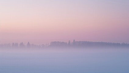 Fototapeta premium Foggy, hazy sky with a pinkish hue