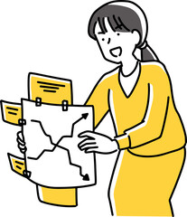 つぎはぎされた企画書を見せる女性社員