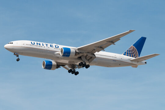 S&atilde;o Paulo, Brazil &ndash; August 23, 2025: United Airlines Boeing 777-200 widebody aircraft at S&atilde;o Paulo Guarulhos International Airport.