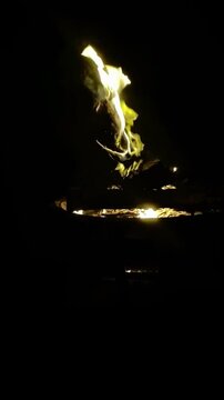 A high-quality burn transition effect featuring fiery light and dynamic heat movement, perfect for cinematic video edits, trailers, and modern visual storytelling