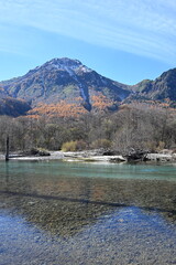 秋の上高地　大正池