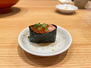 もっちりトロといくらが美味しい！あう！これはおかわり！