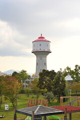 秋の水道公園と水道塔の風景（新潟県長岡市）