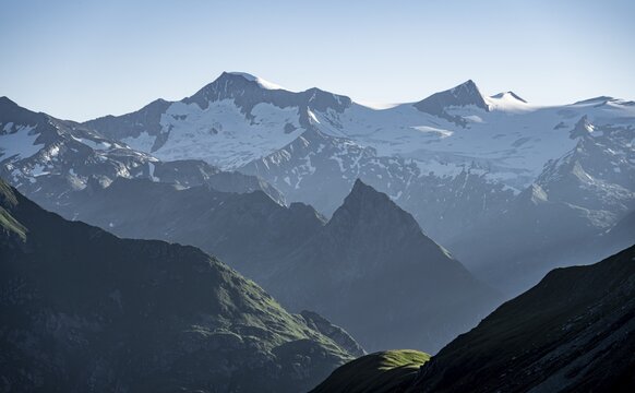 Alpine panorama, view from the Bachlenkenkopf, Gro&szlig;er Geiger and Gro&szlig;venediger, high mountains, Venediger Group, Hohe Tauern, Austria