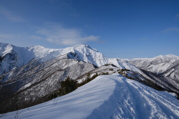 冬 雪の谷川岳 日本