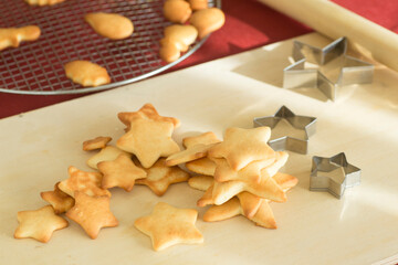 発酵、パン、くるみ、焼き菓子、クリスマス、クッキー、ホームメイドクリスマススイーツ、手作り、クリスマスのお菓子、型抜き、冬休み、日本のクリスマス、ホームメイドクッキー