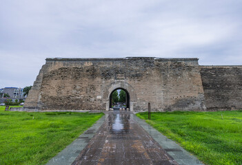 The ancient city wall landscape of Zhengding, Hebei Province	
