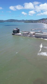 Praia de Perequ&ecirc; - Meia Praia Itapema - Porto Belo - Santa Catarina