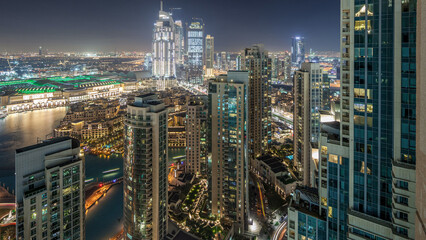 Obraz premium Dubai downtown day to night timelapse