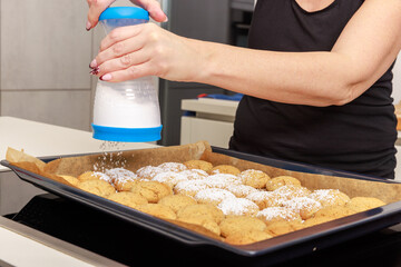 Bildserie Weihnachtspl&auml;tzchen mit Liebe gebacken &ndash; Schritt f&uuml;r Schritt